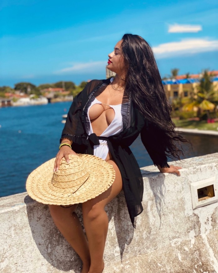 EN MURCIA ARDIENTE FIESTERA JOVENCITA SEXO SIN LIM