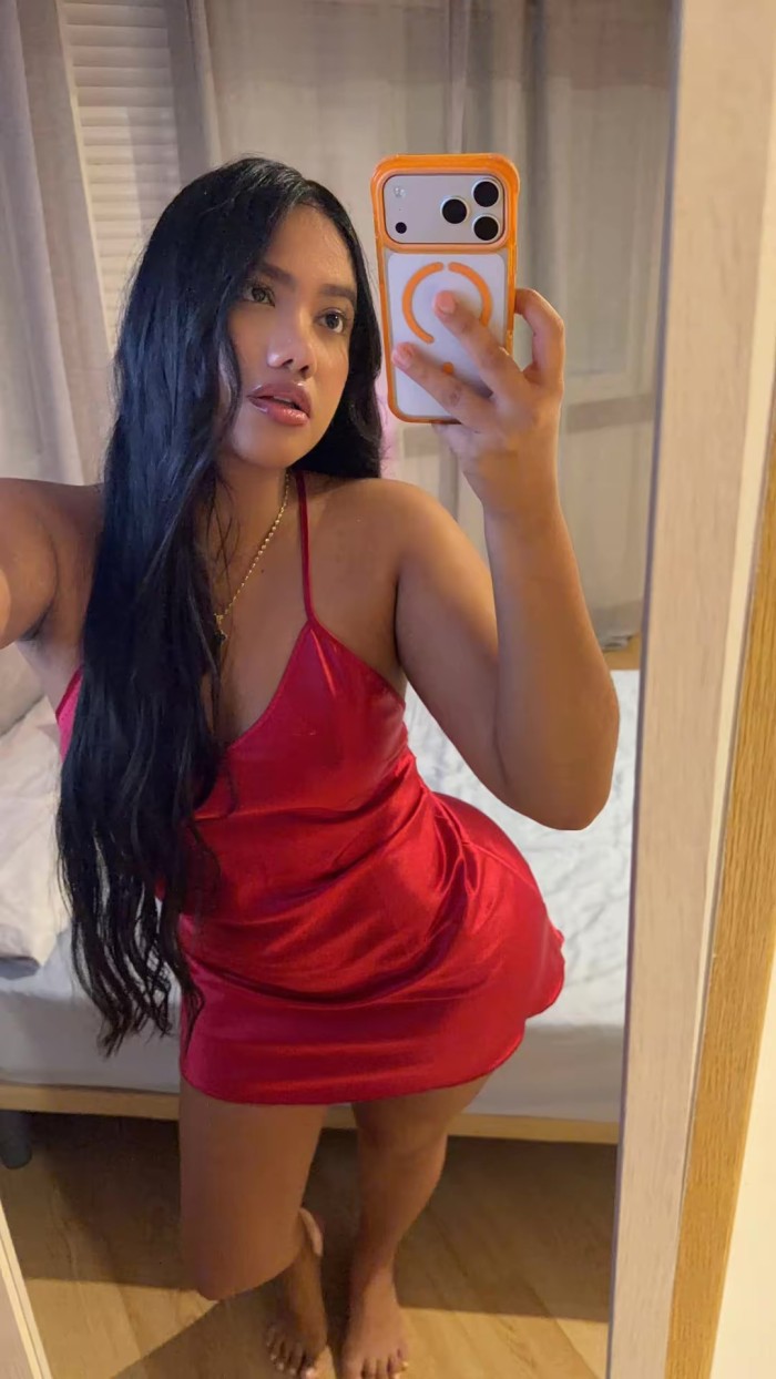 Niñata, joven, atractiva y fiestera