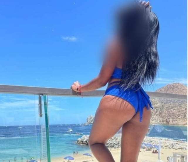 Jovencita nifomana caliente salida 24h en san sebastian