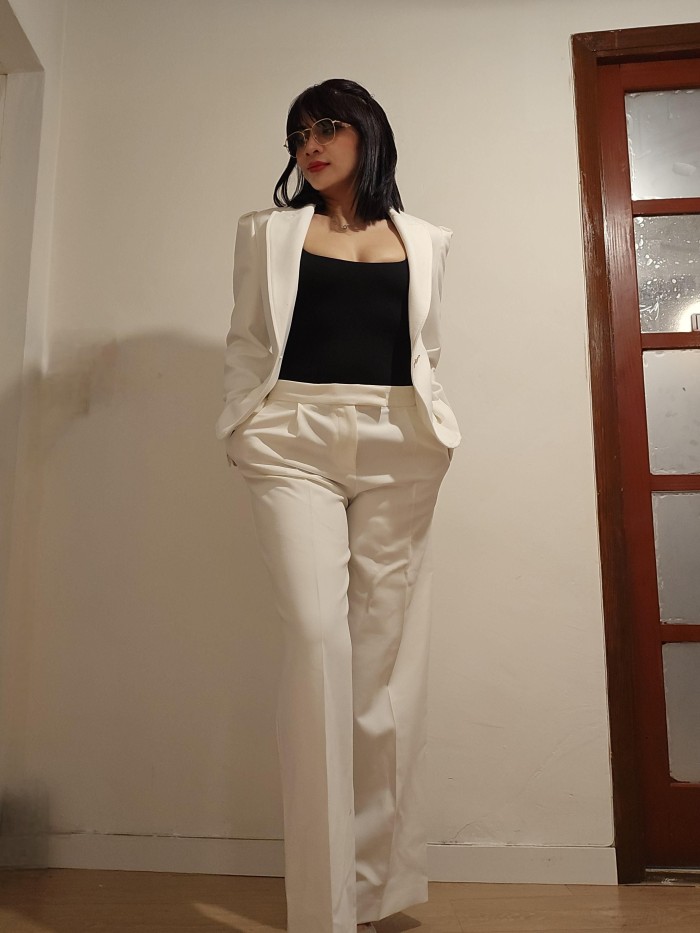 Latina sensual
