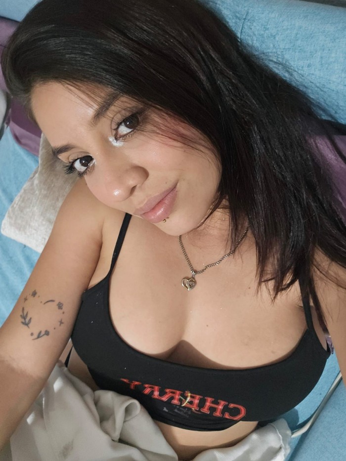 ️LUNA, LATINA CON UN ENORME CULAZO DISPONIBLE