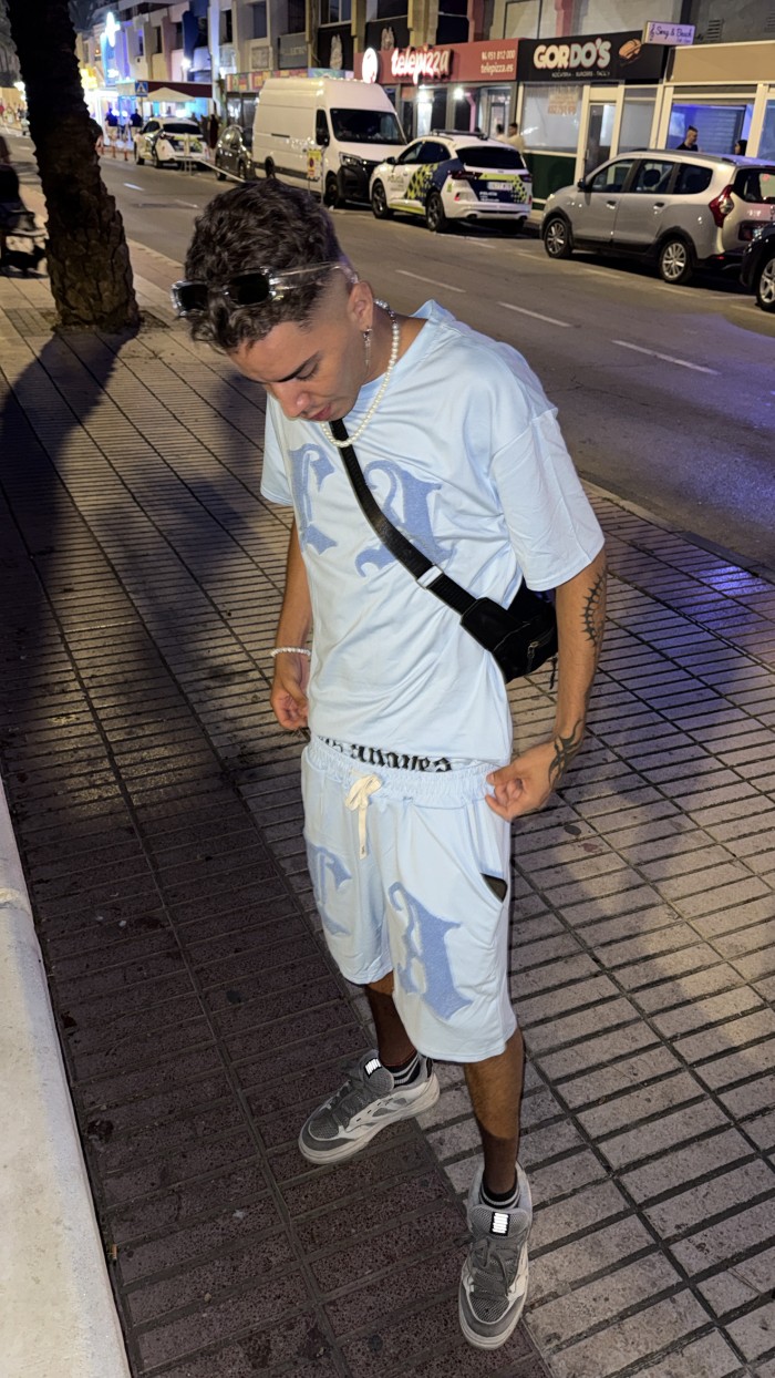 Latino fiestero joven de 22 años Málaga capital