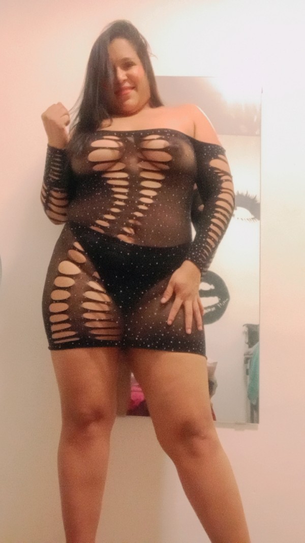 Atractiva y muy caliente
