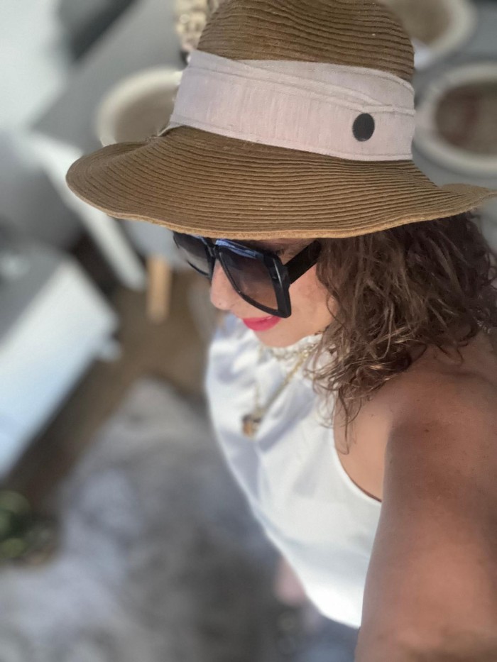 MADURITA DELICIOSA EXPERTA EN SEDUCIR Y COMPLACER