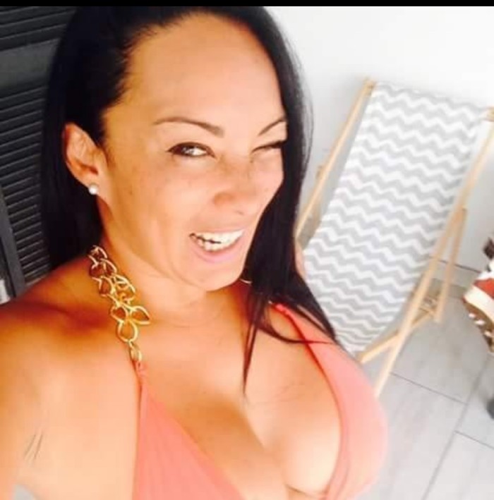 VIKY novedad fiestera implicada completa 24 horas