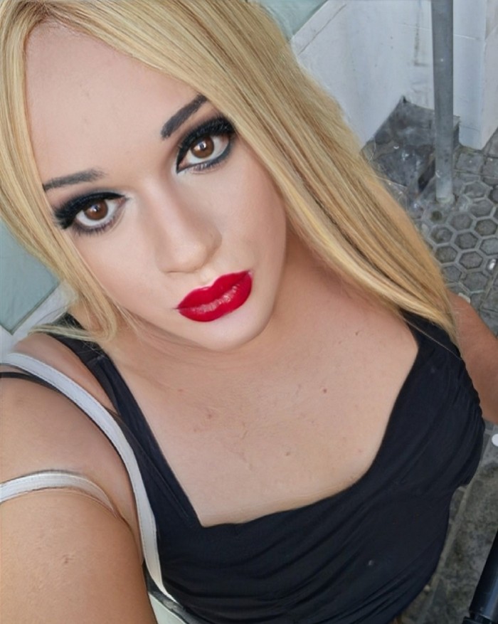 PERLA TRANS TE FOLLO SIN DOLOR EN SEVILLA ESTE !