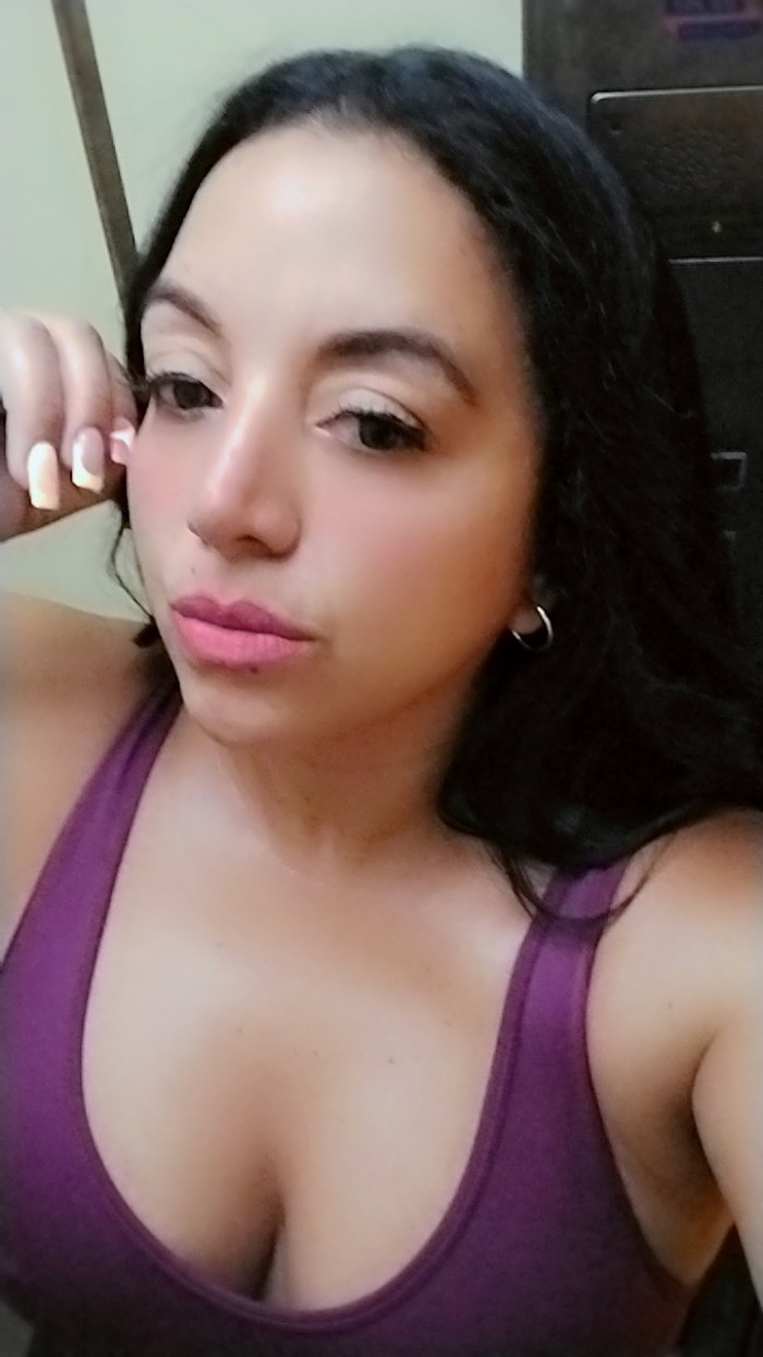 DULCE VENEZOLANA DE ESCANDALO PARA GOZAR RICO