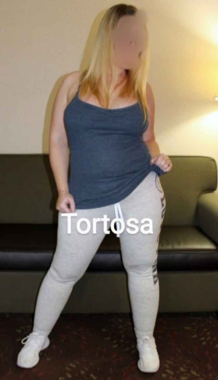 MUJER DE 51 AÑO RELLENITA CON EXPERIENCIA
