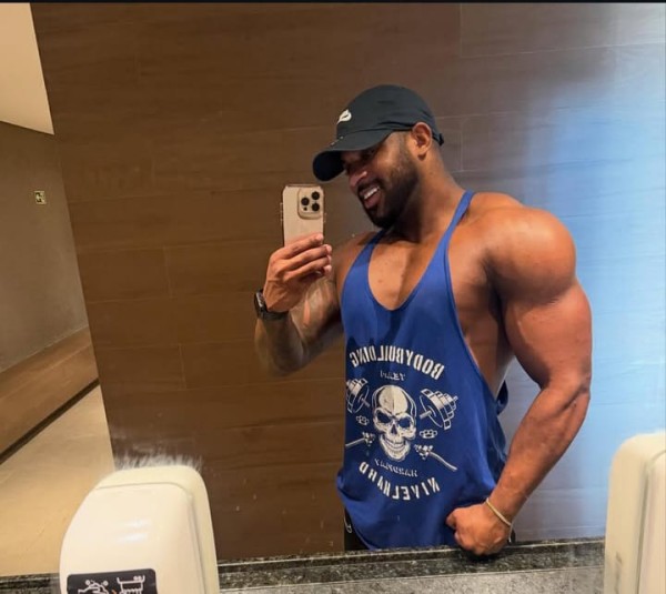 SEXI MORENO ATLÉTICO VERGON LECHERO FIESTERO TRIOS Y MAS AVENTURAS