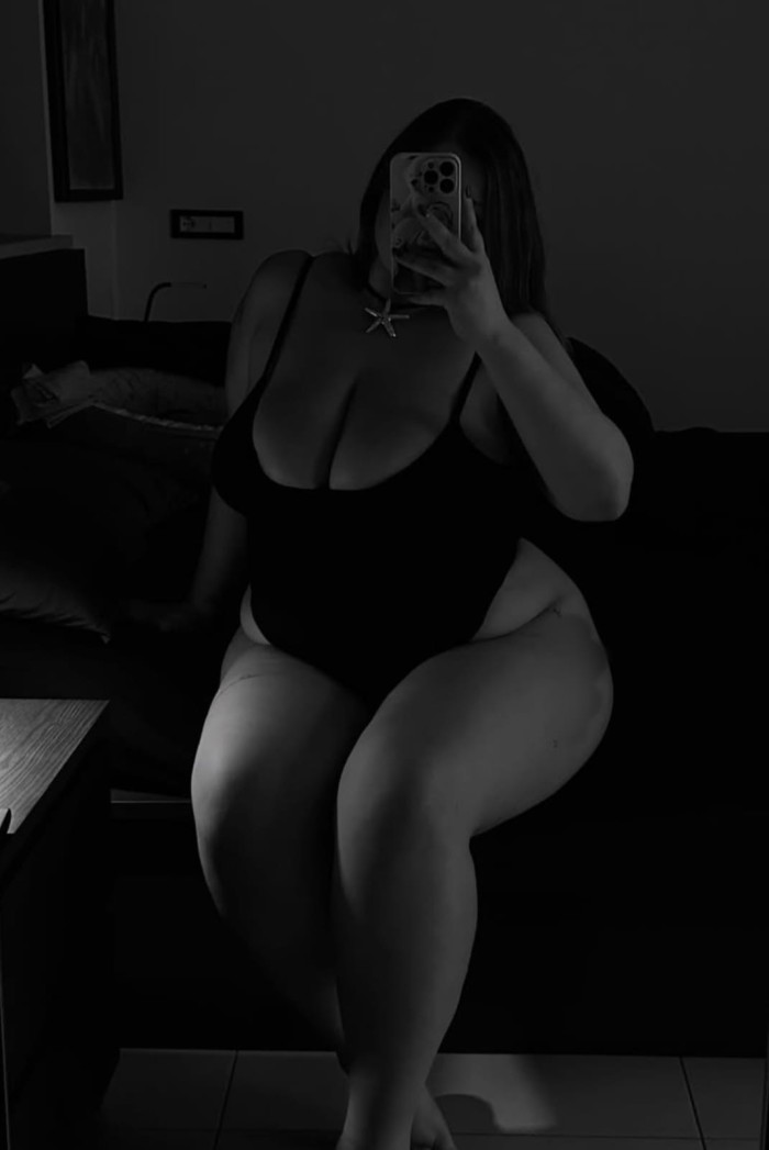 Recién llegada a Terrassa can Boada mujer curvy