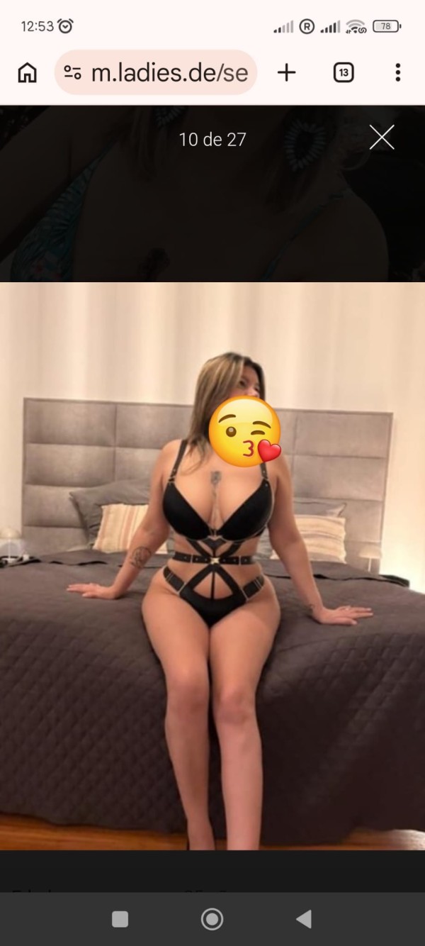 Rubia guapa simpatica primera ves por Jaca