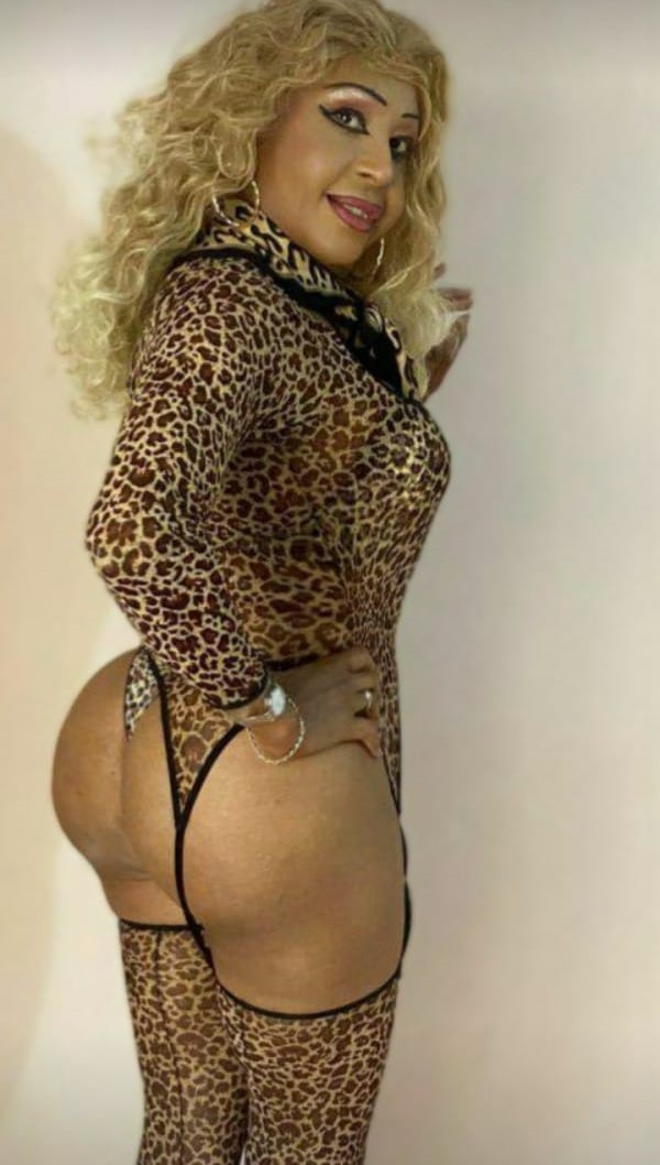 Travesti SENIA NOVEDAD RUBIA DE LUJO EN ALCAZAR DE SAN JUAN