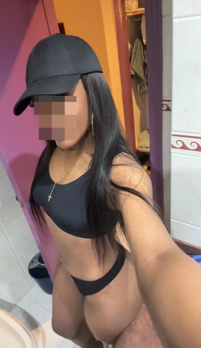 EN PONFERRADA QUITAME LAS BRAGAS QUIERO MUCHO SEXO
