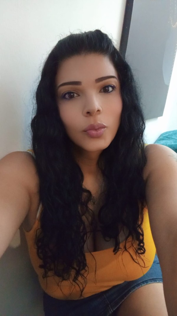 CATALINA TRANS ARDIENTE MORBOSA ACTIVA Y PASIVA EN MARBELLA