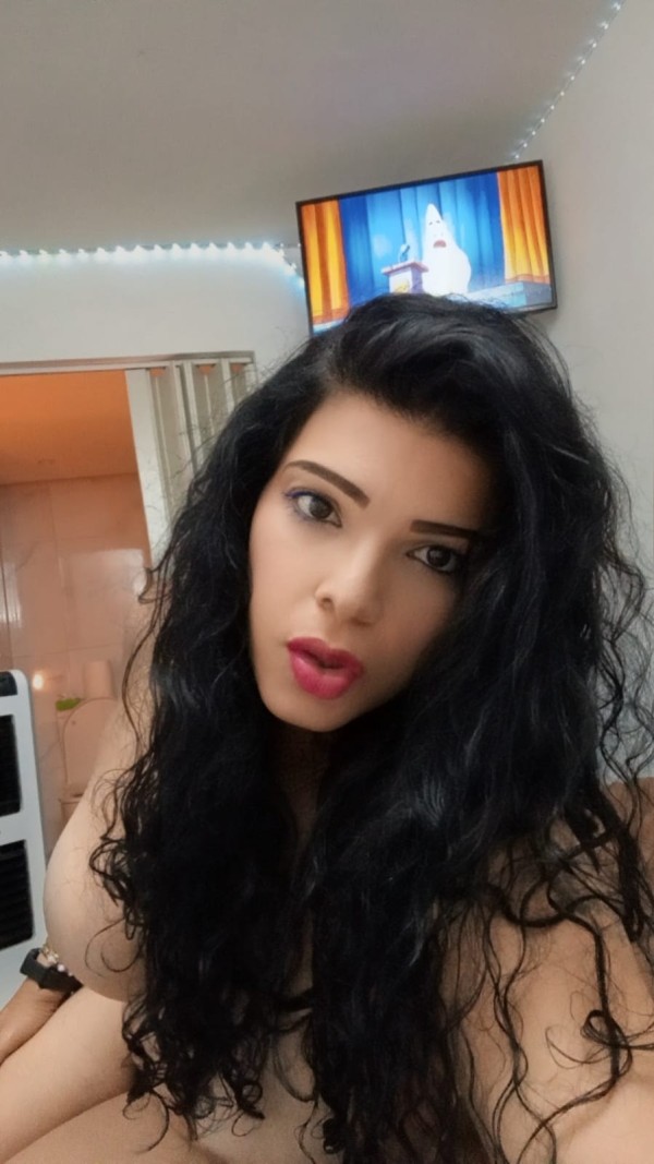 CATALINA TRANS ARDIENTE MORBOSA ACTIVA Y PASIVA EN MARBELLA
