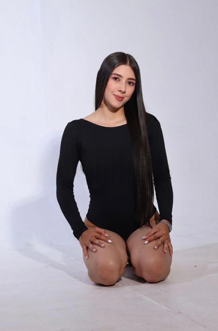 EN PLAYA DE SAN JUAN ESCORT CON GANAS DE SEXO DURO