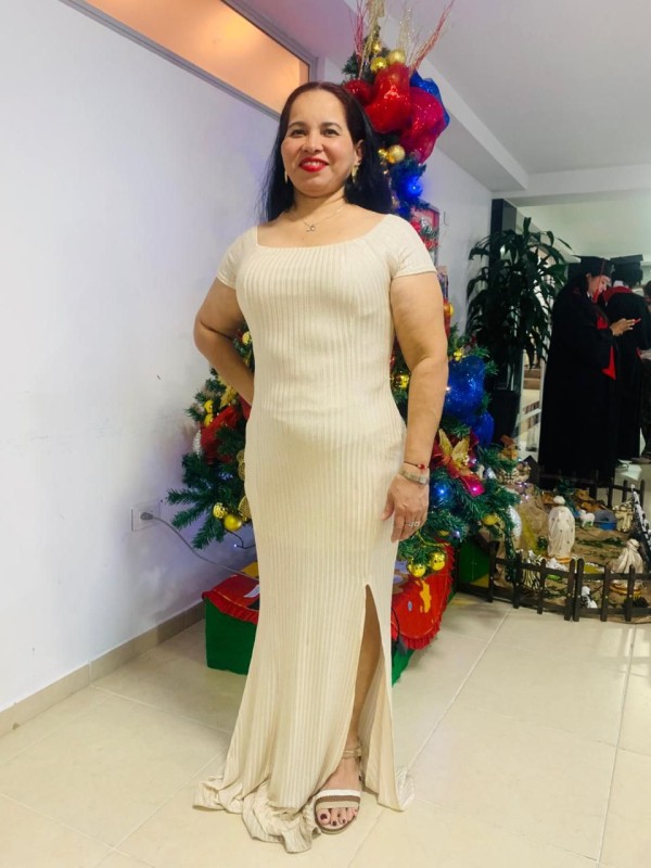 MADURA MAS DULCE QUE LA MIEL UNA GRAN FELICIDAD