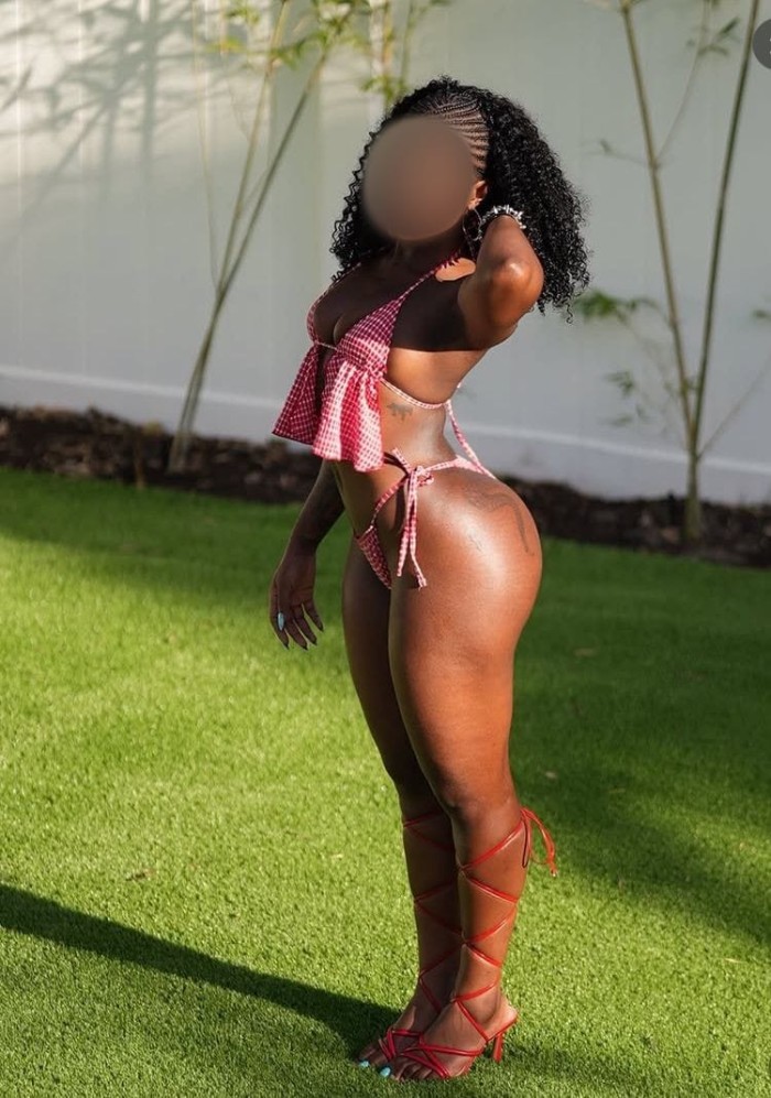IMPLICADA MORBOSA CACHONDA ME ENCANTA EL PLACER