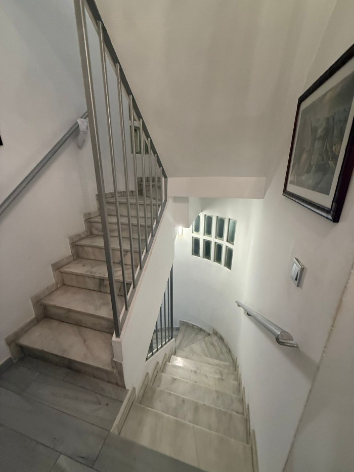 PUERTO BANUS ALTOS INGRESOS HABITACIONES DE LUJO