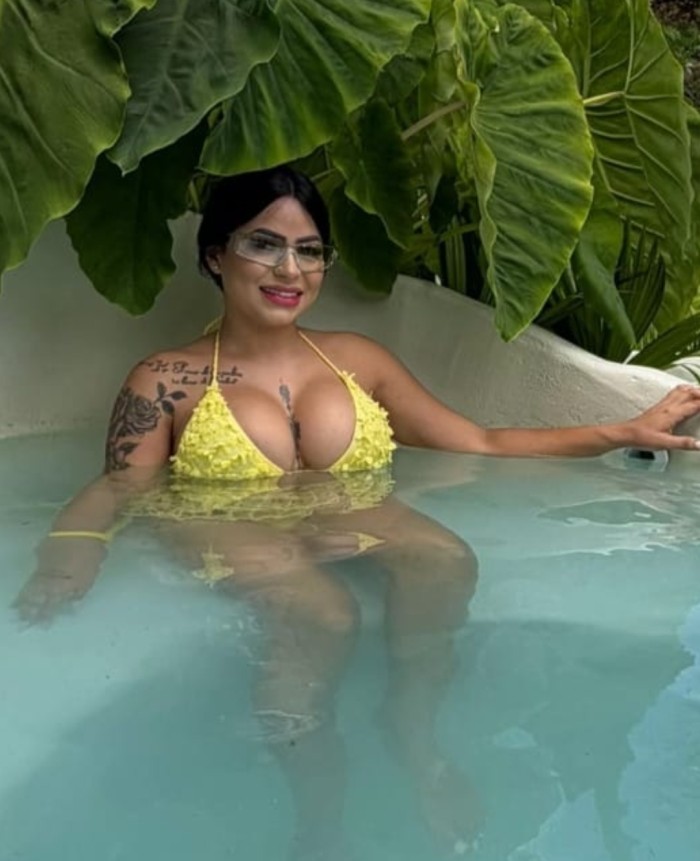 MEXICANA DE LUJO JUGUETONA Y ARDIENTE