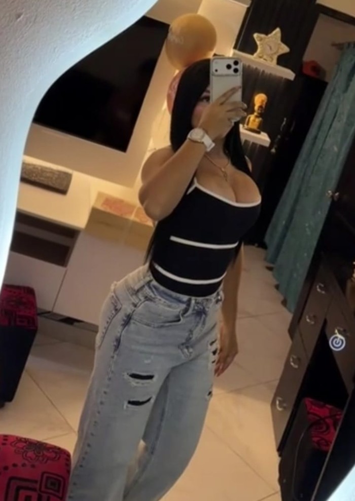 MEXICANA DE LUJO JUGUETONA Y ARDIENTE