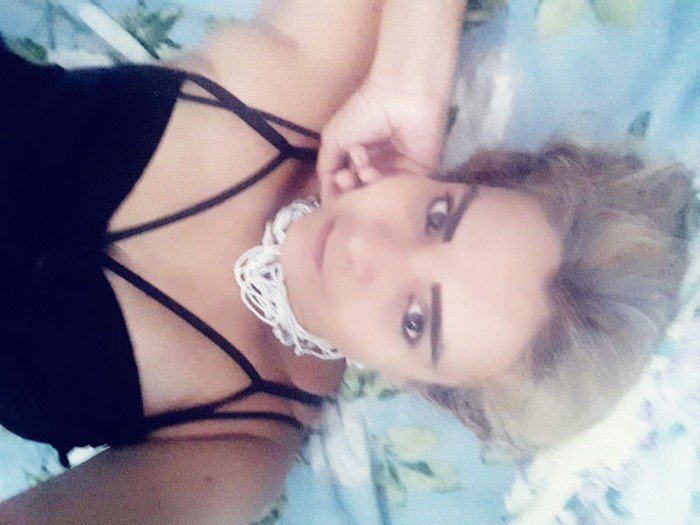 sin tetas no hay paraiso fiesta trios y parejas