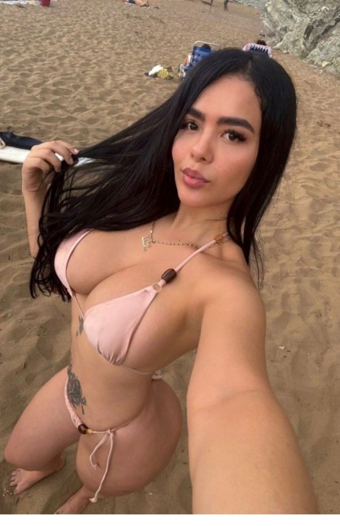 Novedad en Castellón chica muy guapa