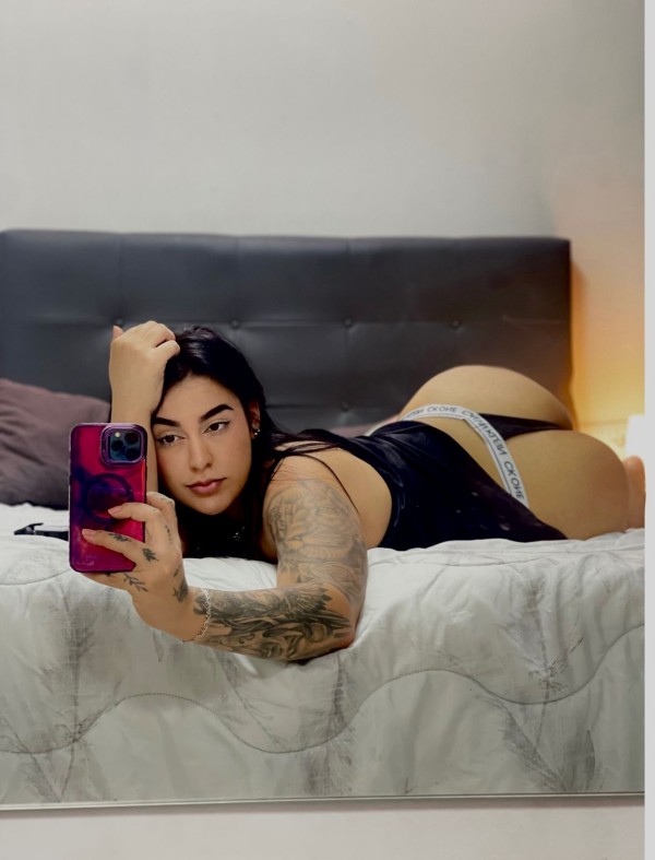 Cachonda y fogosa sexy latina nueva en la ciudad!