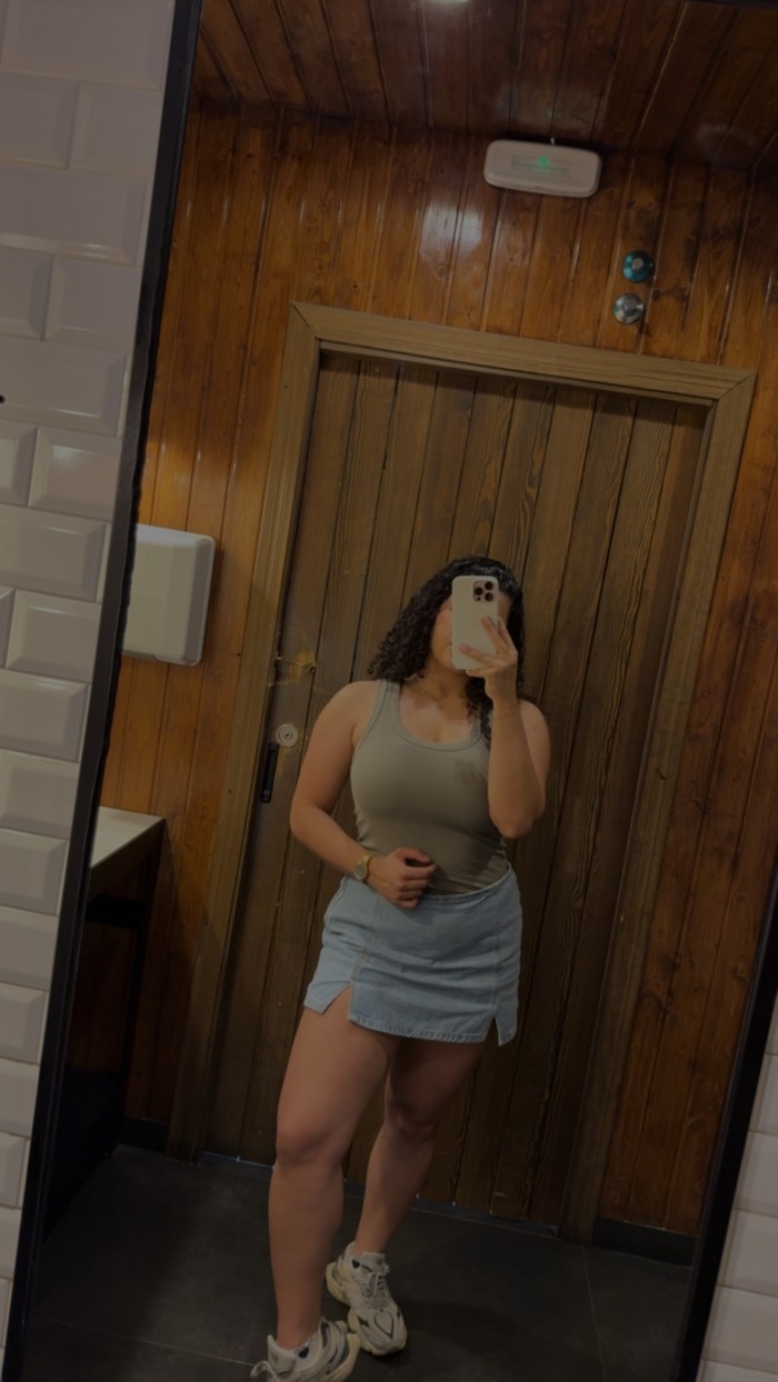 SOFIA MASAJISTA IMPLICADA