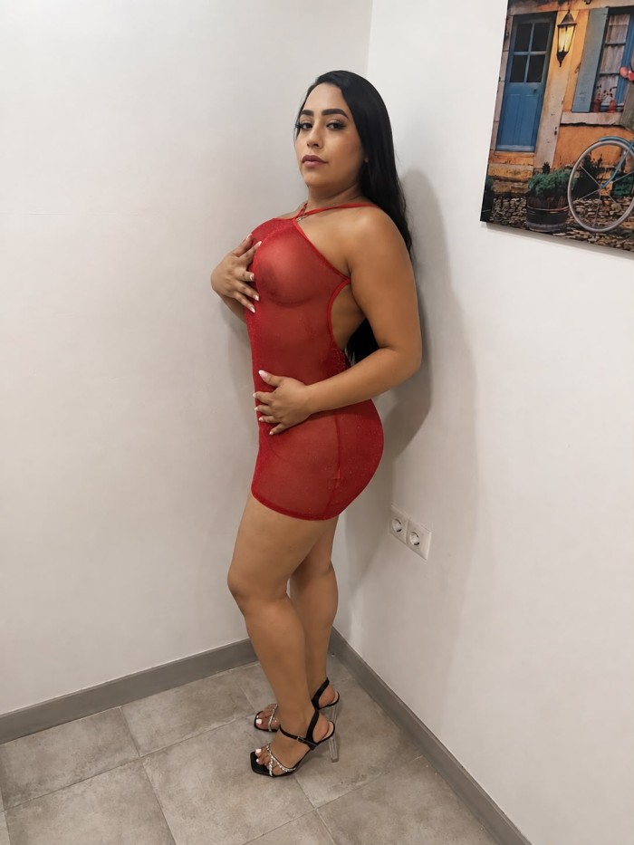 Colombiana 25años, morena completa, fotos actuales