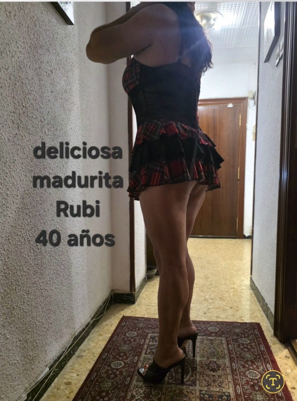 Juguetona morbosa madurita Griego profundo fiestera morbosa