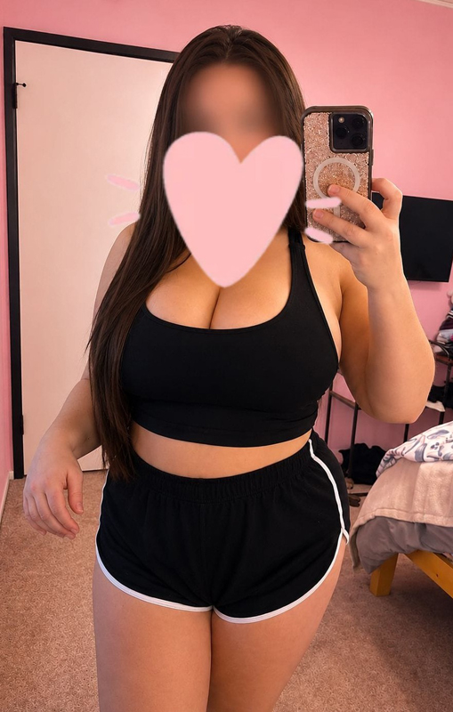 Soy Cecilia, SUPER TETONA, pecho natural