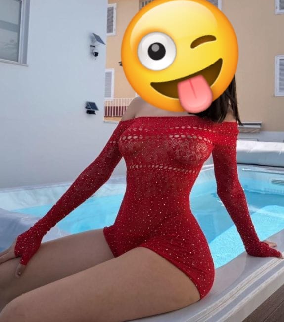 LUCIA LATINA CARIñOSA IMPLICADA GUAPA CON CULITO RESPINGON NUEVA EN ALMUNIA