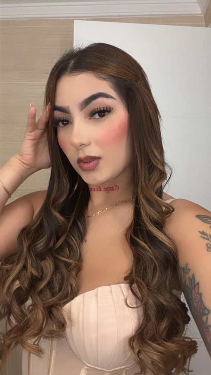 COLOMBIANA DE LUJO ATREVIDA Y TRAVIESA