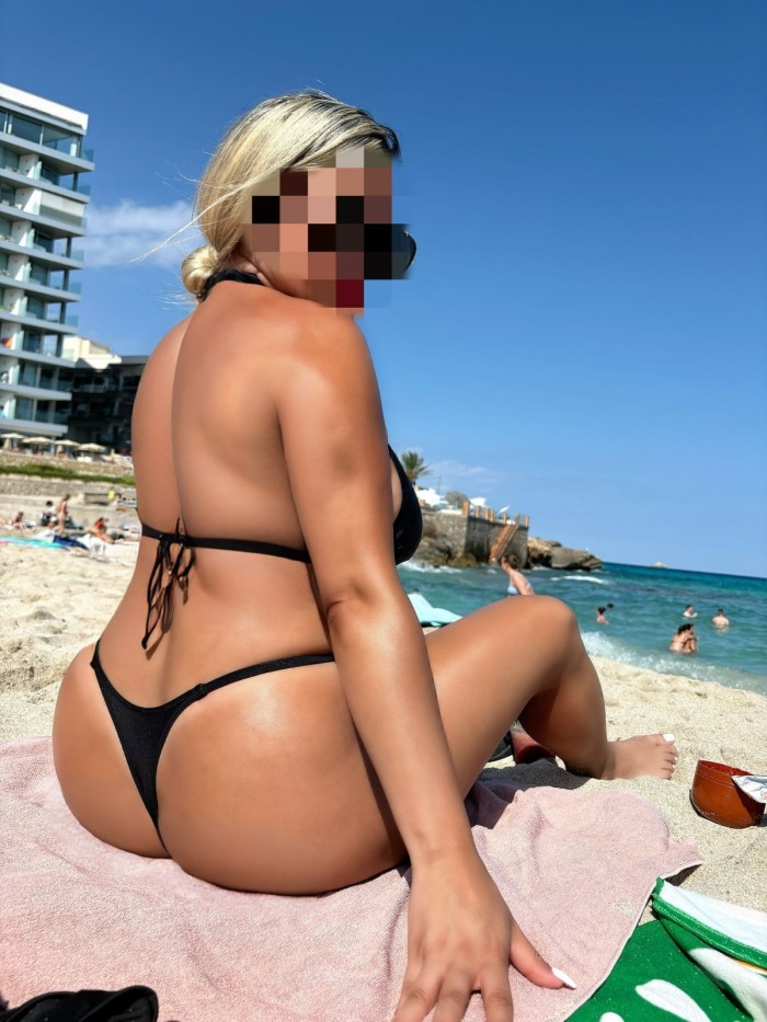 HERMOSA SENSUAL APASIONADA  EN CALA RATJADA