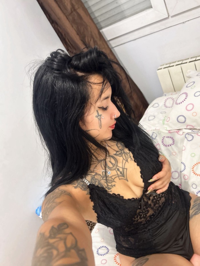 QUITAME MIS TANGUITAS CON LA BOCA EN VIGO