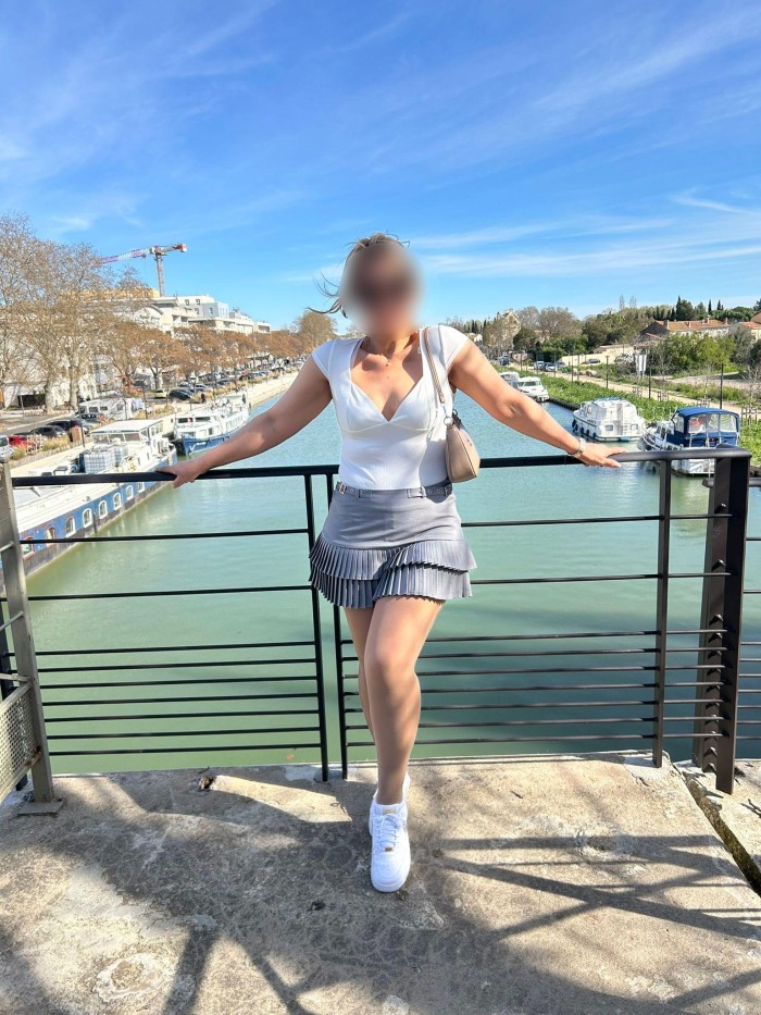 SOY DANIA, PARAGUAYA DISCRETA Y ARDIENTE