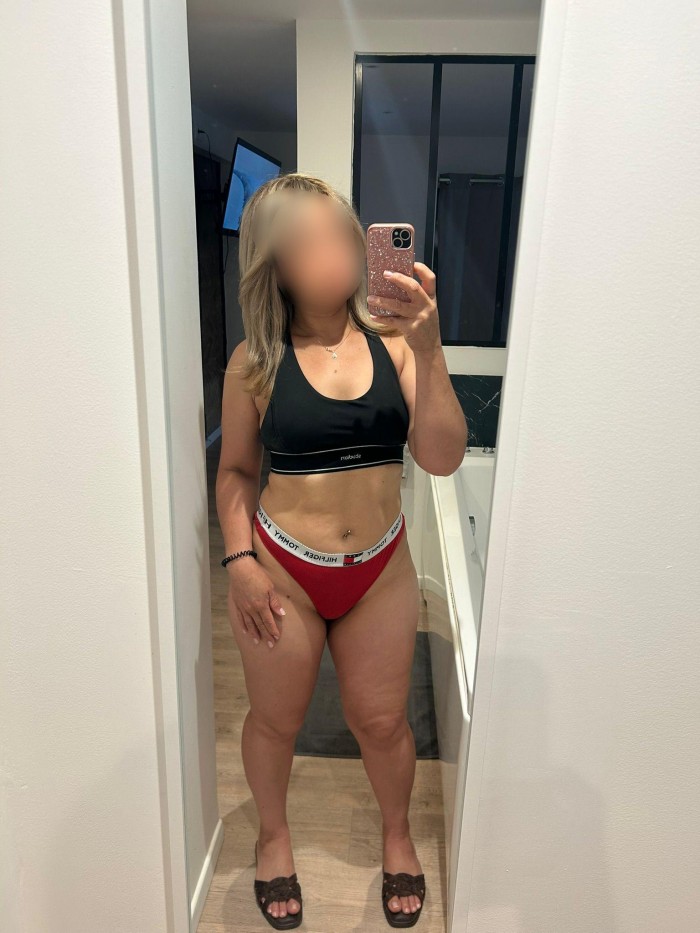 SOY DANIA, PARAGUAYA DISCRETA Y ARDIENTE