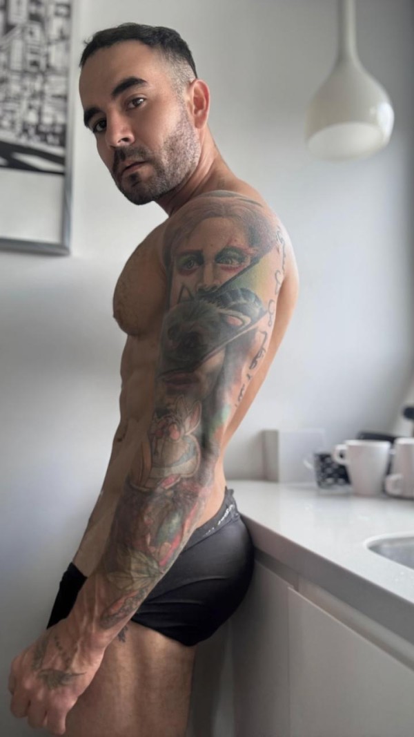 CHICO BISEXUAL EN LEON POLLON XL LECHERO 24H
