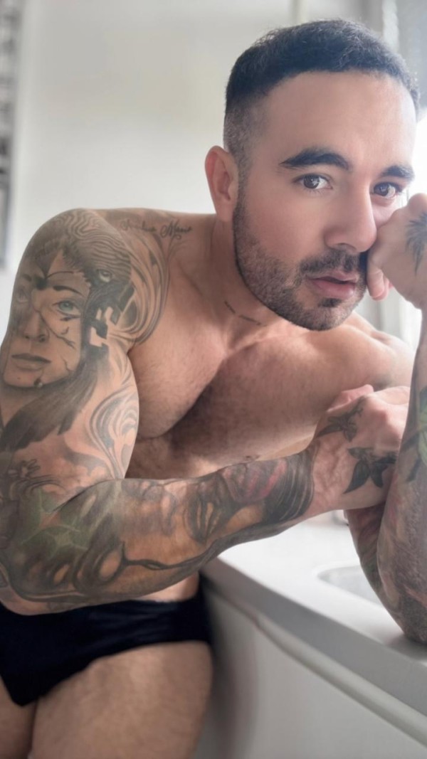 CHICO BISEXUAL EN LEON POLLON XL LECHERO 24H