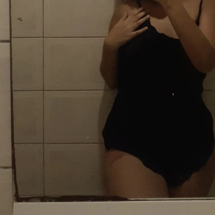 COLOMBIANA TRAVIESA, MORBOSA Y FIESTERA EN JEREZ