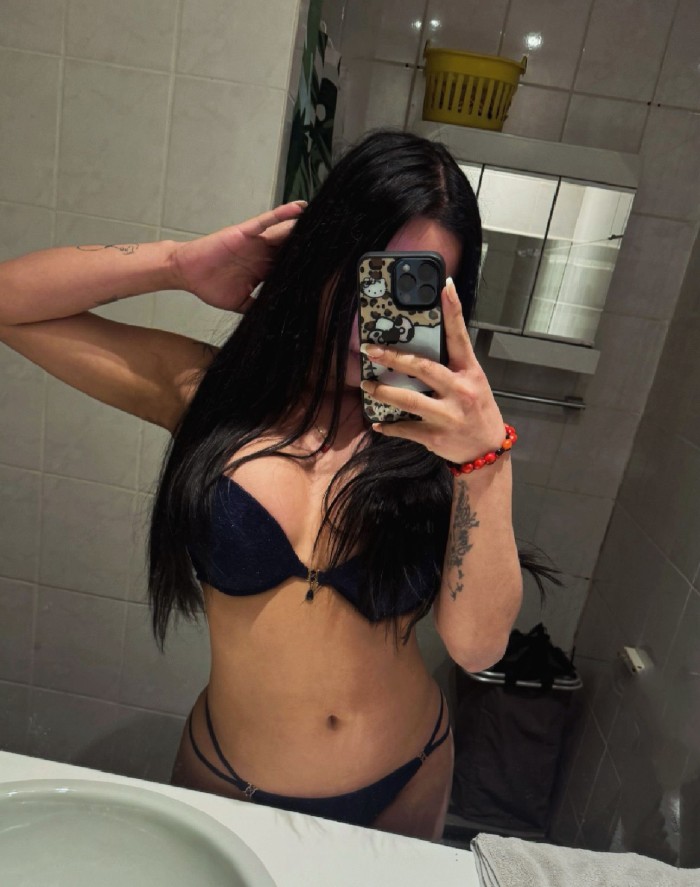 TRANS EN PLAYA DEN BOSSA SEXO FIESTA A TOPE LUJURI