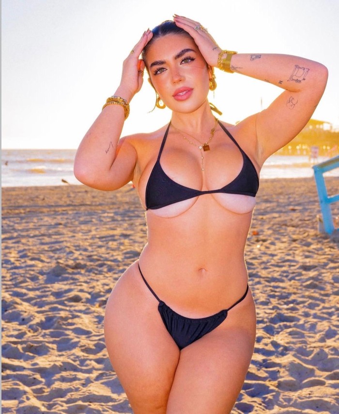Latina sexy Siempre dispuesta para complacerte!