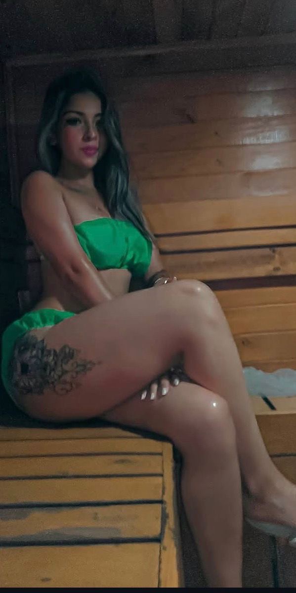 Sara en el arenal