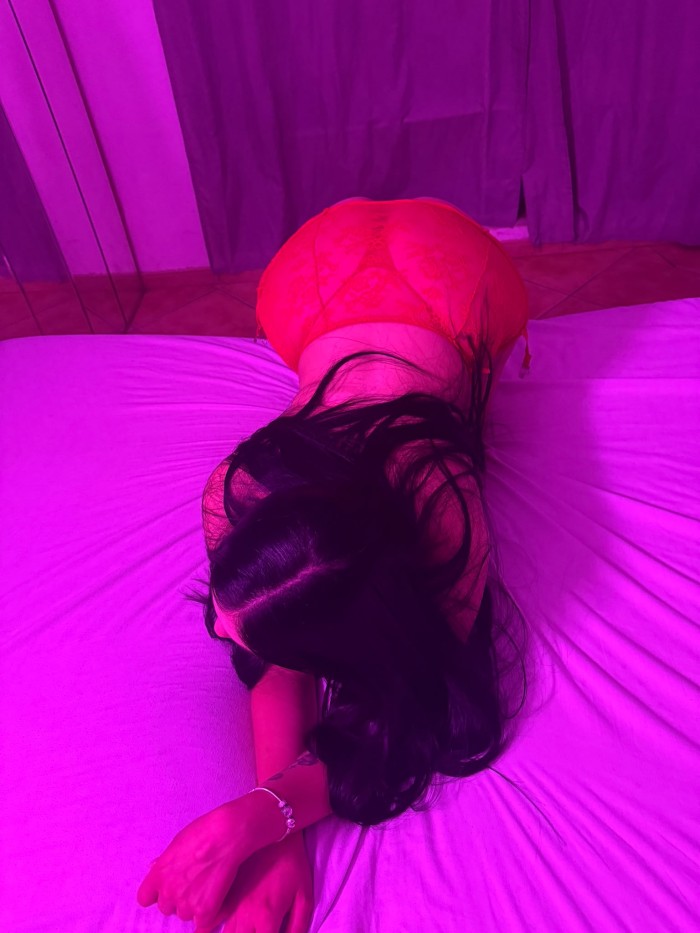 SENSUAL ARDIENTE APASIONADA DESEOSA DE SEXO
