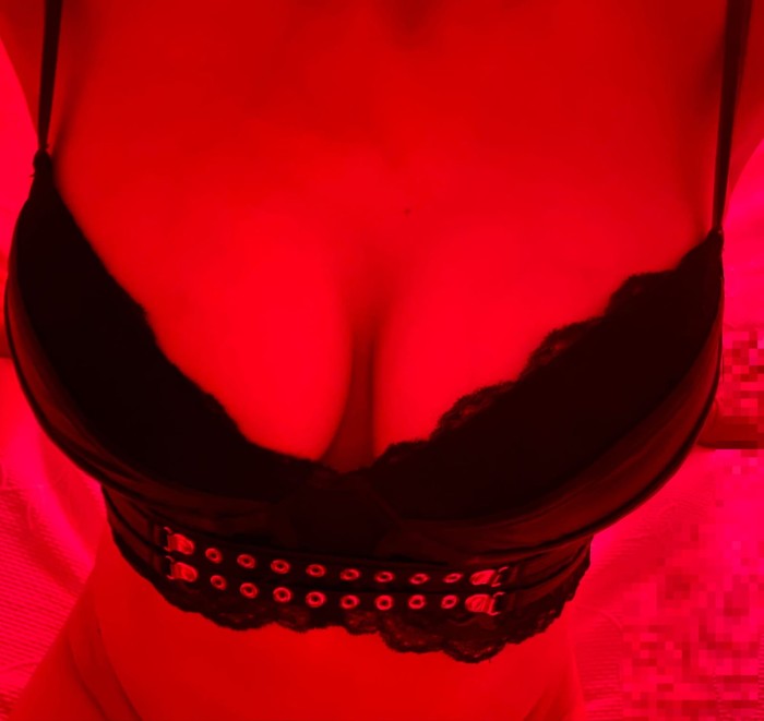 CAMI LA CHICA MÁS COMPLETA EN ALBACETE