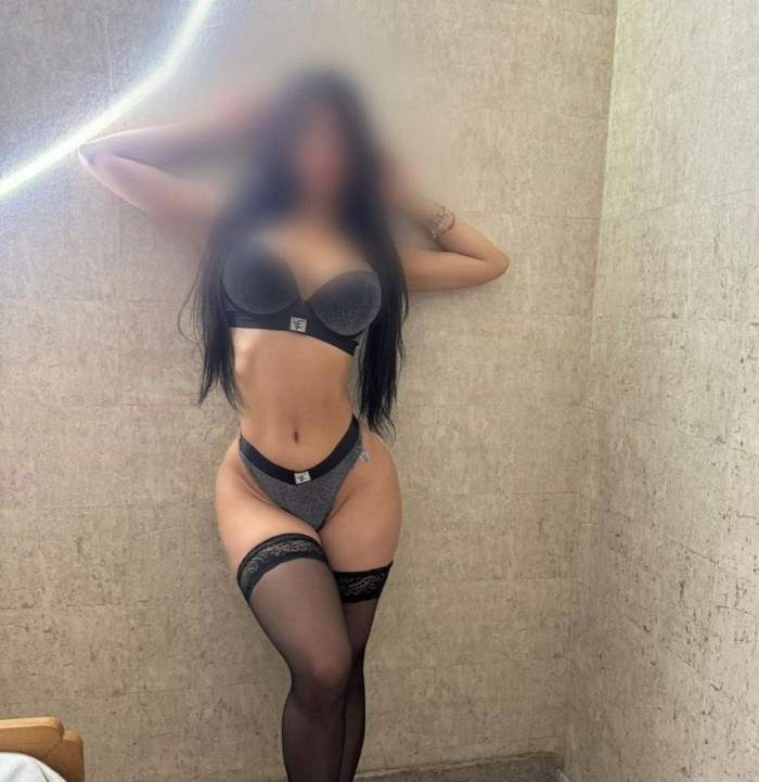 RACHEL ATREVIDA  DISPUESTA A TODO