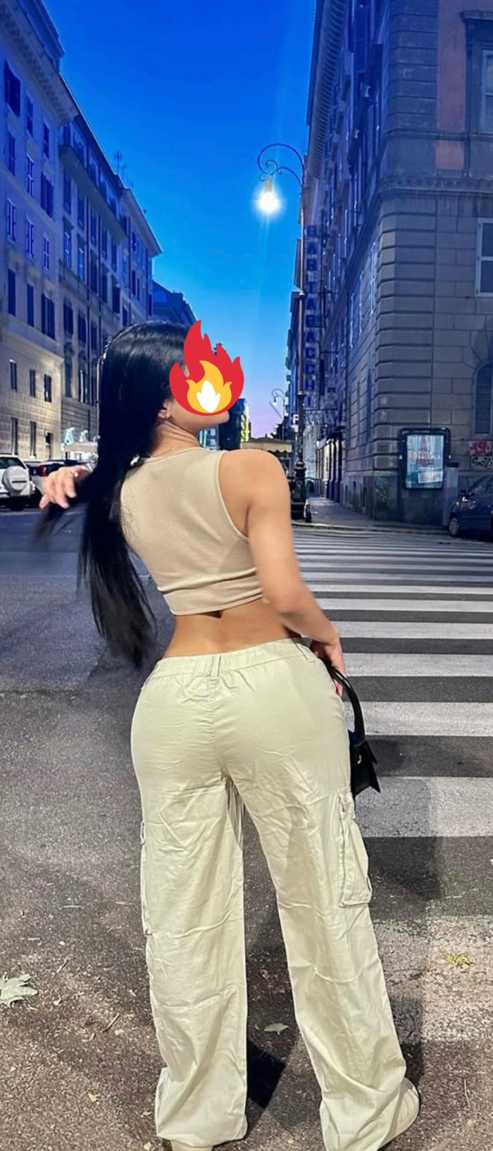 Hola chicos soy Fabiana hermosa con tetas grandes