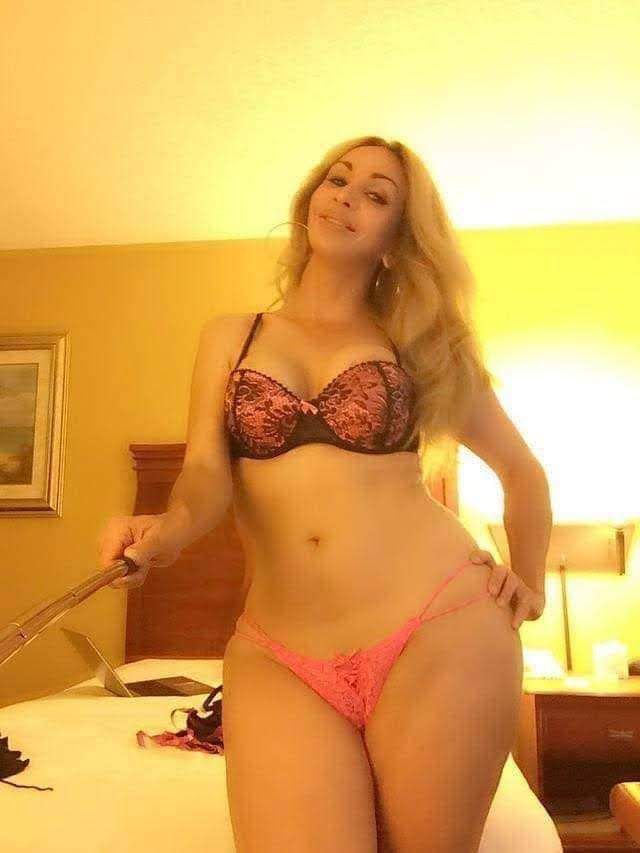 TE GUSTA LA LECHE Y UNA POLLA GRANDE?..  TE ESPERO
