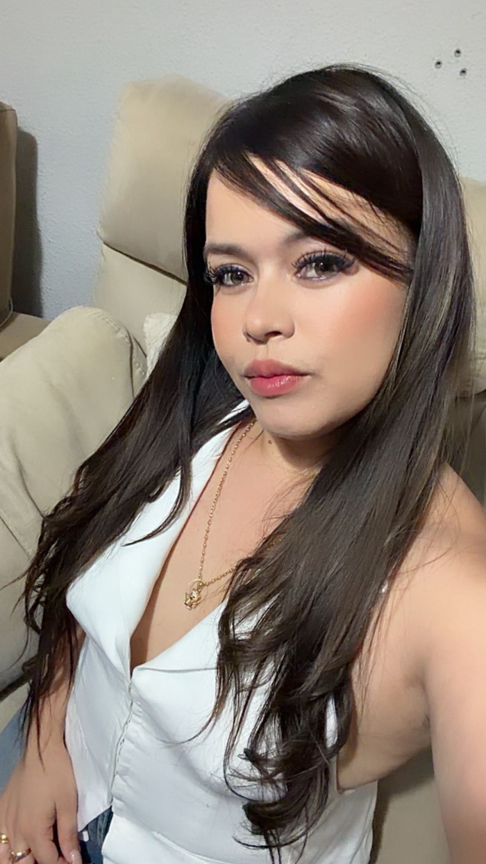 Extrovertida cachonda con rica mamada ensalivada